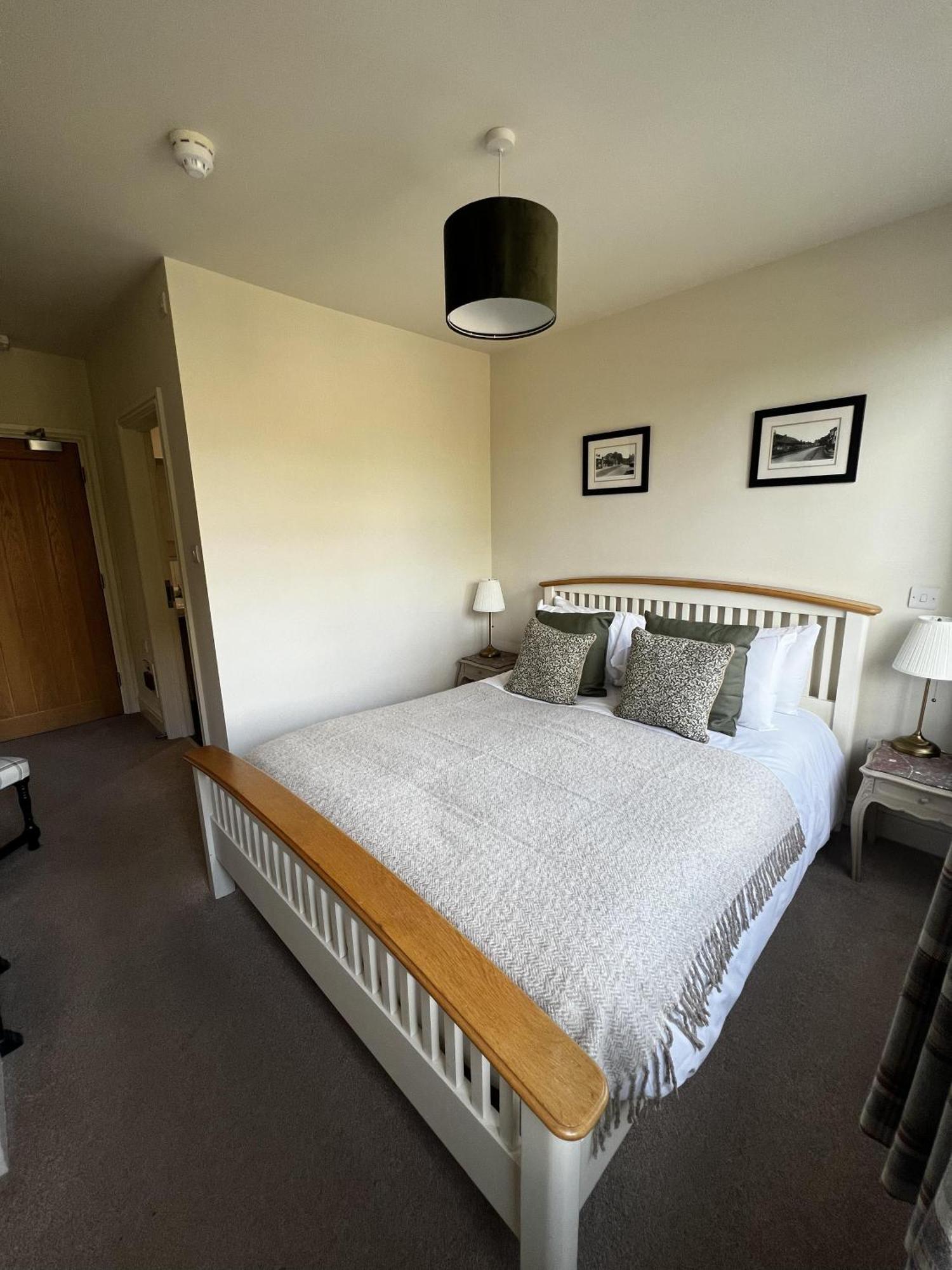 White Hart Bed and Breakfast Alton  Δωμάτιο φωτογραφία
