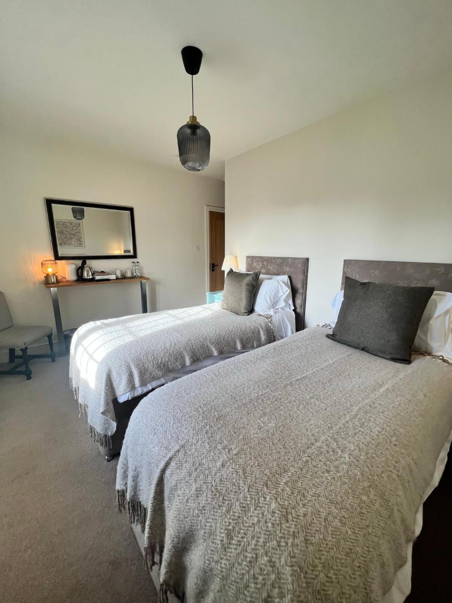 White Hart Bed and Breakfast Alton  Δωμάτιο φωτογραφία